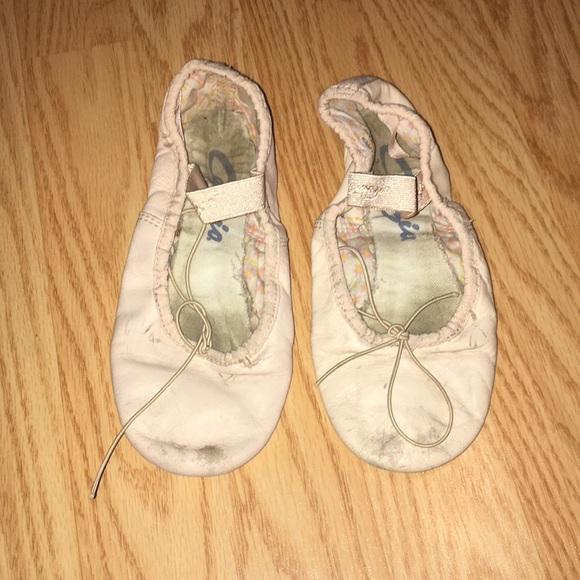 Capezio Other - Ballet shoes (kids)